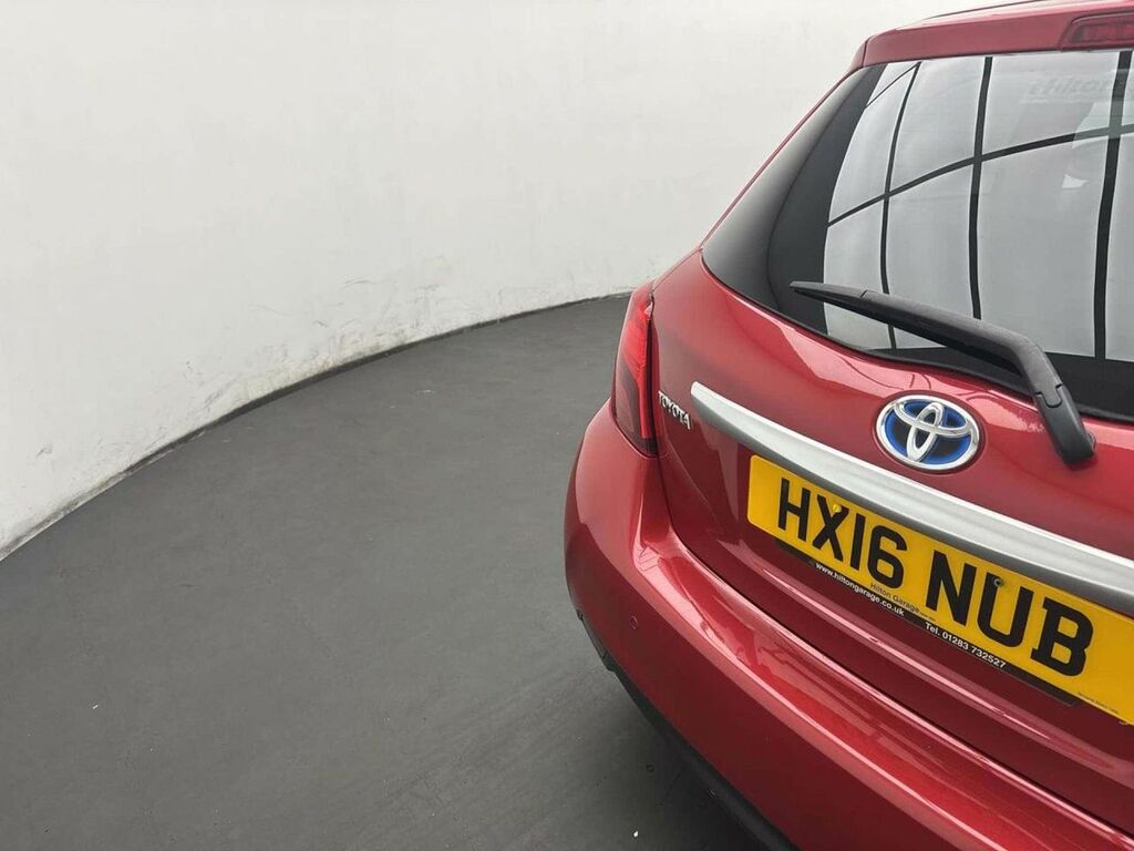 Toyota Yaris Hatchback Blue #27