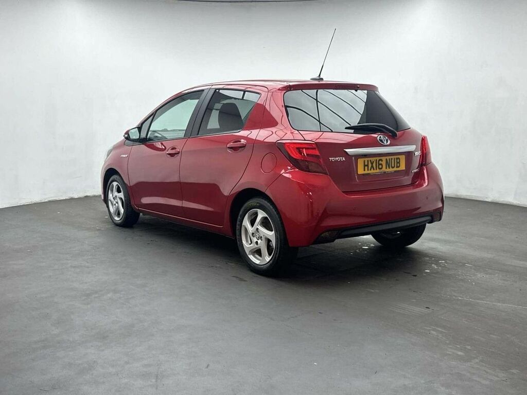 Toyota Yaris Hatchback Blue #6