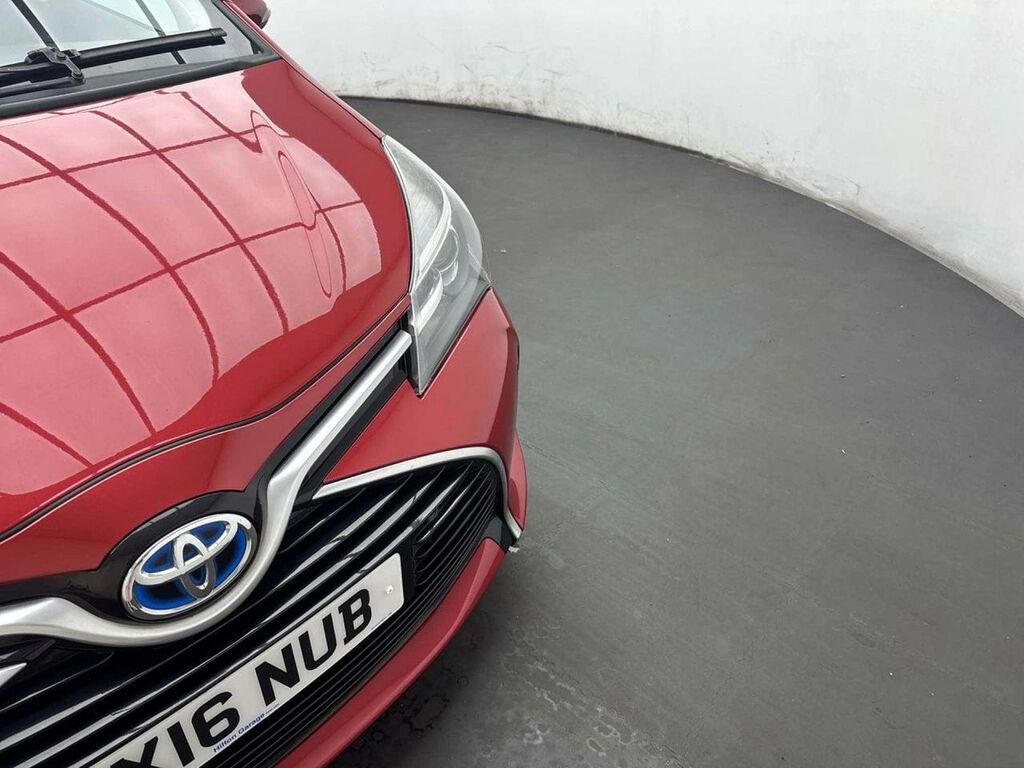 Toyota Yaris Hatchback Blue #35
