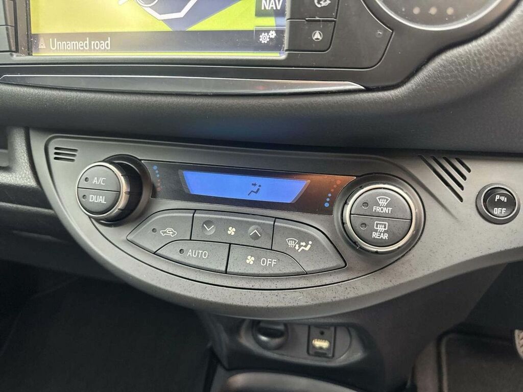 Toyota Yaris Hatchback Blue #17