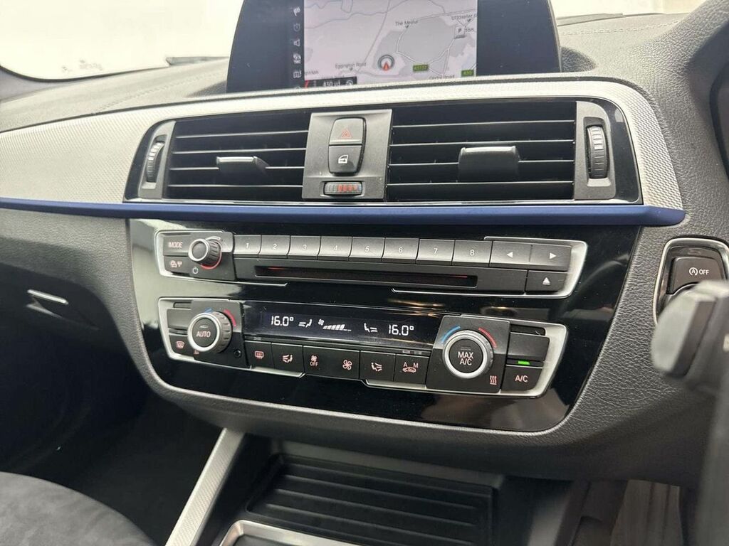 BMW 2 Series 220I Luxury Dct Blue #16