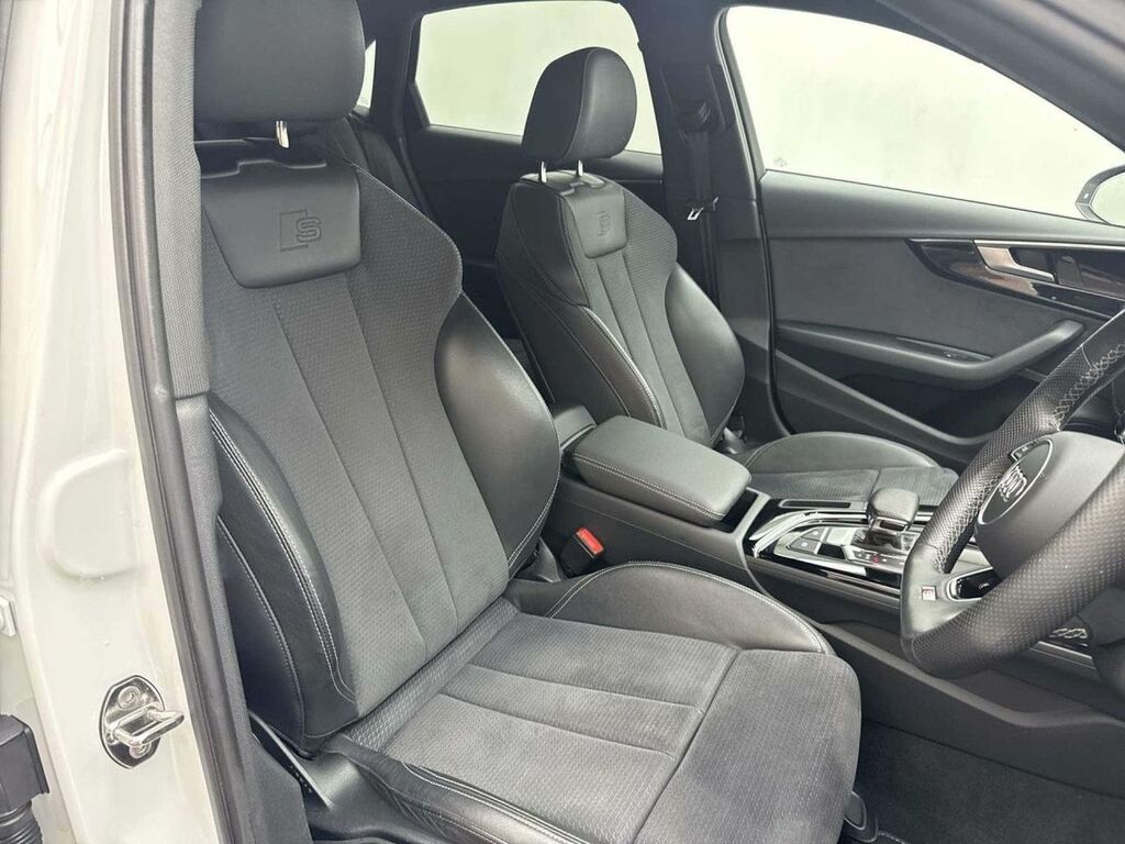 Audi A4 2.0 Tfsi 35 Black Edition S Tronic Black #12