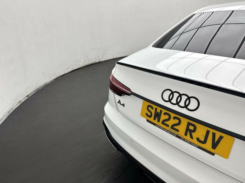 Audi A4 2.0 Tfsi 35 Black Edition S Tronic Black #30