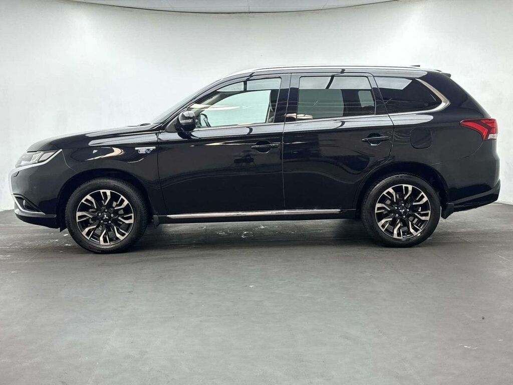 Mitsubishi Outlander 2.0 Outlander 4H Phev Cvt 4Wd Black #5