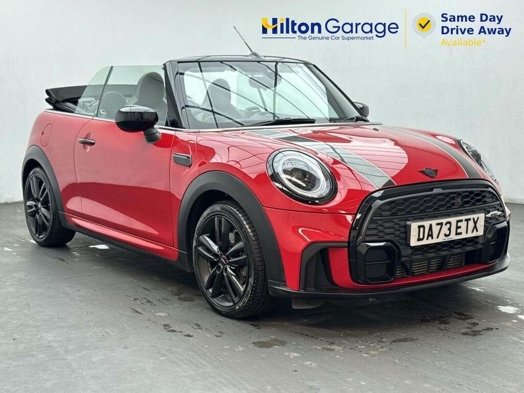 Mini Convertible 1.5 Cooper Sport Red