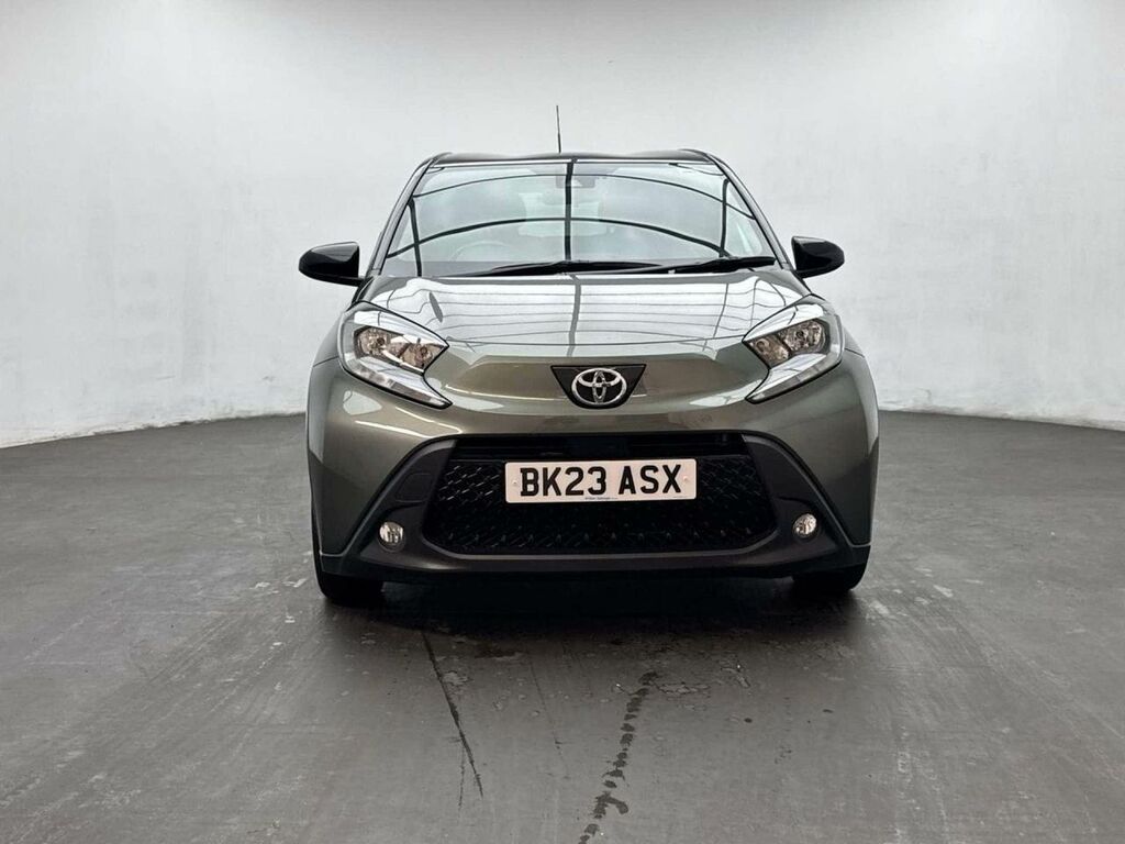 Toyota Aygo X 1.0 Aygo X Edge Vvt-i Green #3