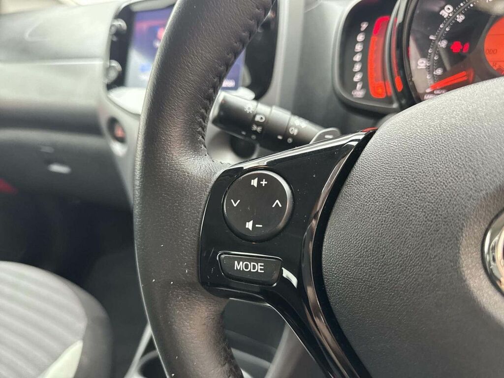 Toyota Aygo X X White #19