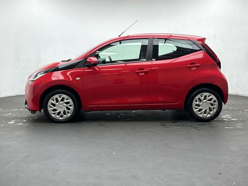 Toyota Aygo X X White #5