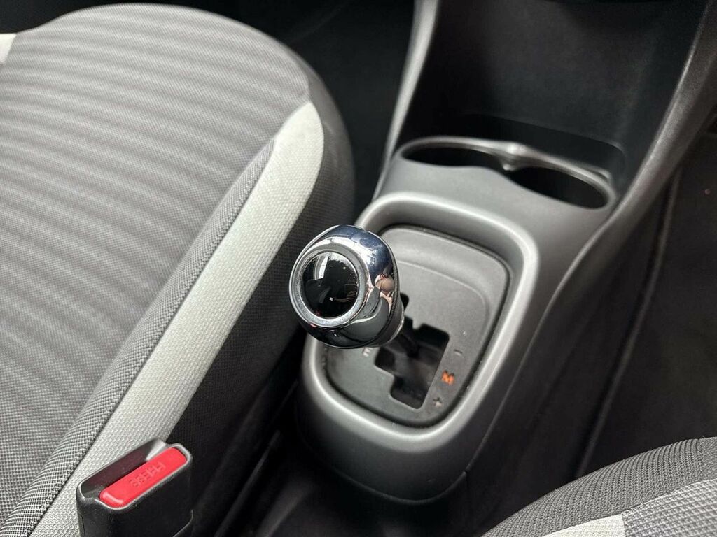 Toyota Aygo X X White #17