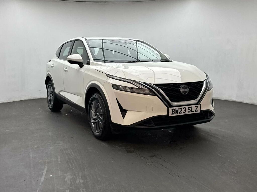 Nissan Qashqai 1.3 Qashqai Acenta Premium Dig-t Mhev Cvt BW23SLZ White #2