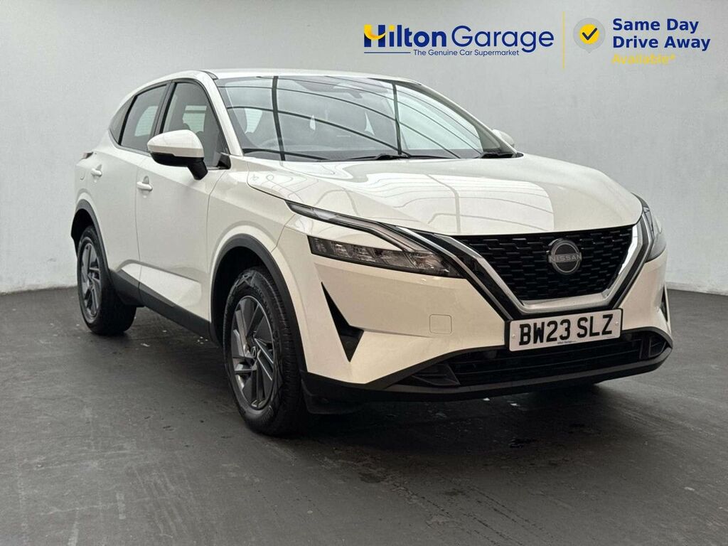 Nissan Qashqai 1.3 Qashqai Acenta Premium Dig-t Mhev Cvt White
