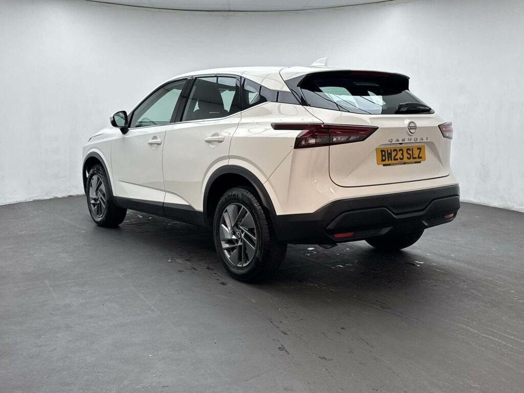 Nissan Qashqai 1.3 Qashqai Acenta Premium Dig-t Mhev Cvt BW23SLZ White #6