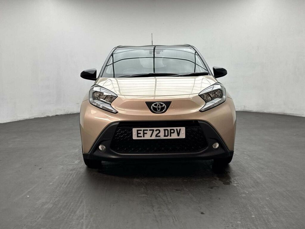 Toyota Aygo X 1.0 Aygo X Edge Vvt-i Beige #3