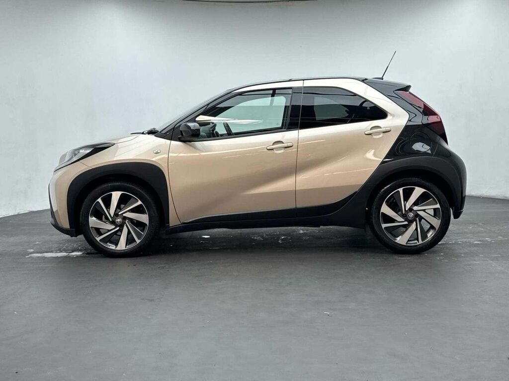 Toyota Aygo X 1.0 Aygo X Edge Vvt-i Beige #5