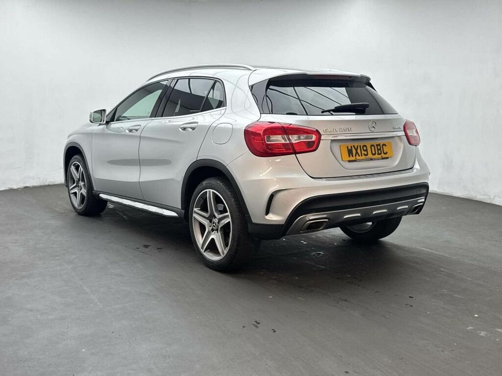 Mercedes-Benz GLA Class 2.0 Gla 250 Amg Line 4Matic 4Wd Silver #6