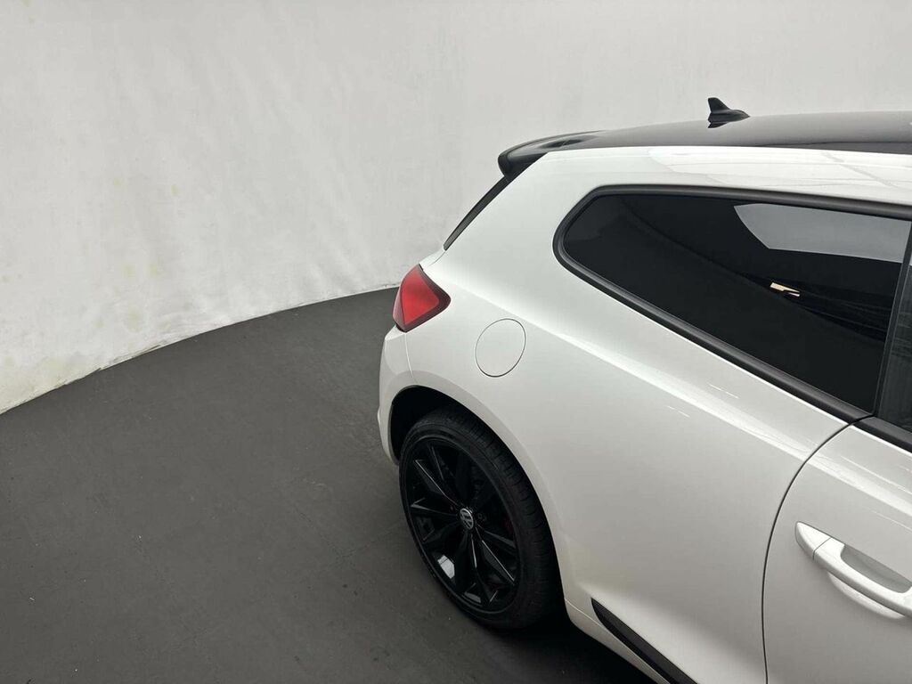 Volkswagen Scirocco Hatchback 1.4 Tsi Gt Black Edition Euro 6 Ss Red #27