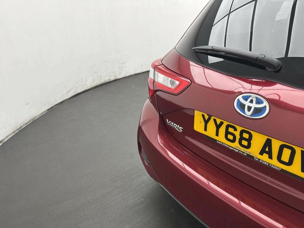 Toyota Yaris 1.5 Hybrid Icon Tech Cvt Grey #24