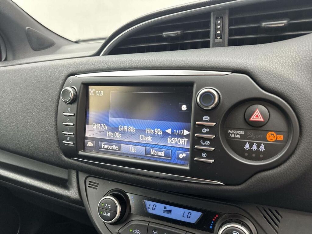 Toyota Yaris 1.5 Hybrid Icon Tech Cvt Grey #14