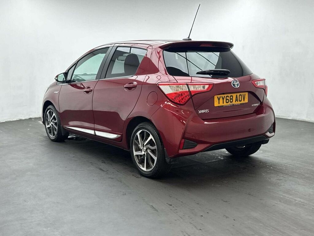 Toyota Yaris 1.5 Yaris Excel Vvt-i Hev Cvt Red #6