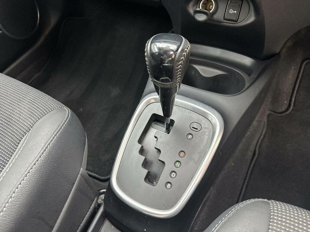 Toyota Yaris 1.5 Hybrid Icon Tech Cvt Grey #17