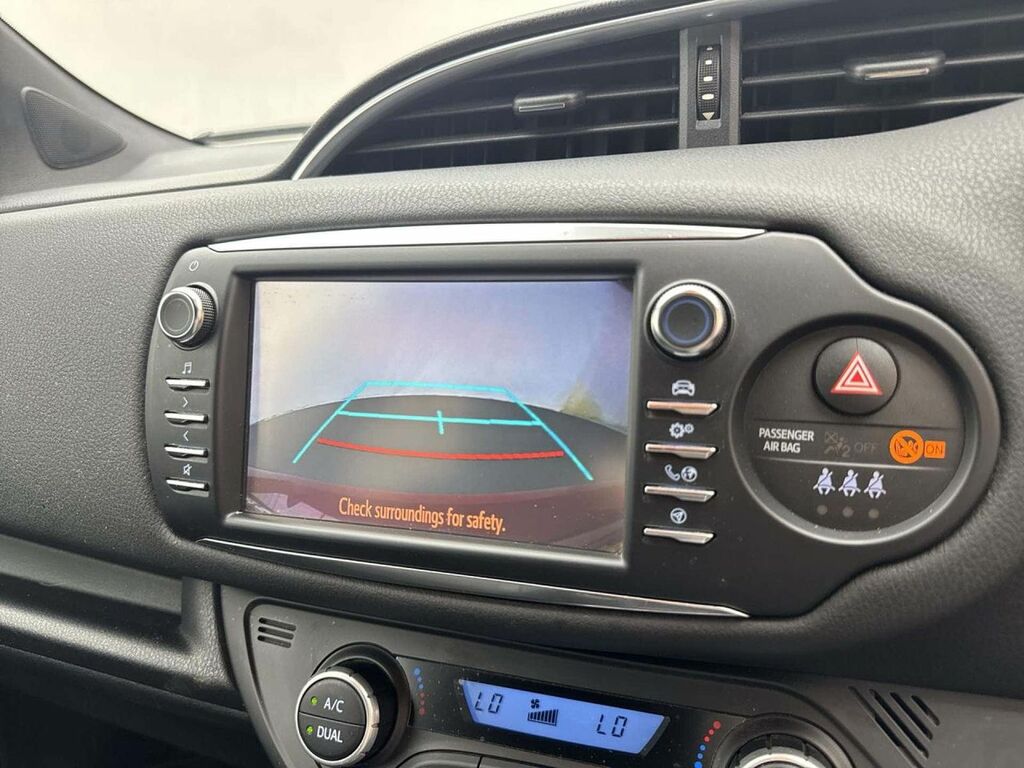 Toyota Yaris 1.5 Hybrid Icon Tech Cvt Grey #15