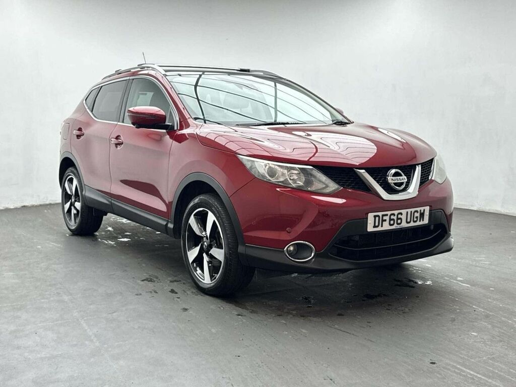 Nissan Qashqai 1.2 Qashqai N-connecta Dig-t Red #2