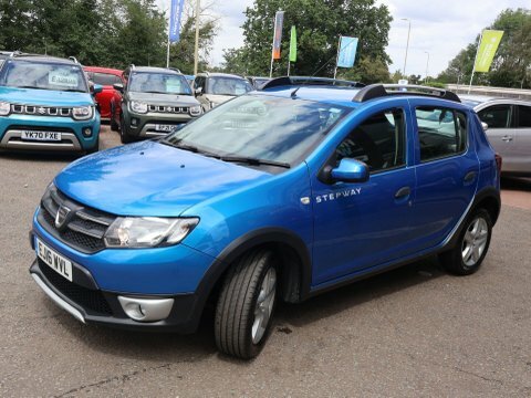 Dacia Sandero Stepway 1.5 Dci Laureate EJ16WVL #5