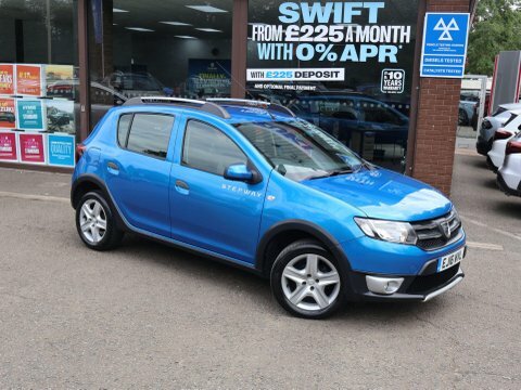 Dacia Sandero Stepway 1.5 Dci Laureate EJ16WVL #4