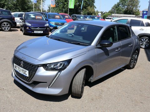 Peugeot 208 1.2 Puretech Allure MT73YOC #4