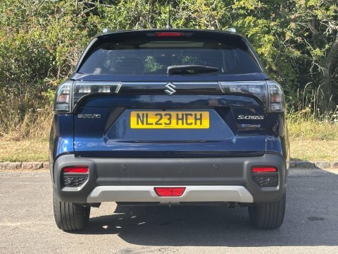 Suzuki S Cross 1.5H Ultra Ags #4