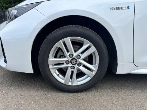 Suzuki Swace 1.8H Motion Cvt  #5