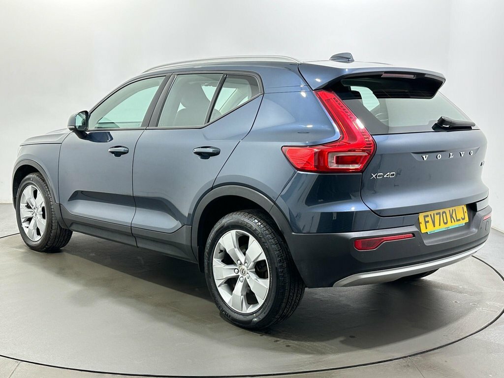 Volvo XC40 2L Momentum FV70KLJ Blue #5