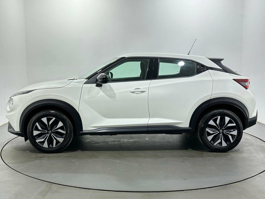 Nissan Juke 1L Acenta YE22DCV White #4