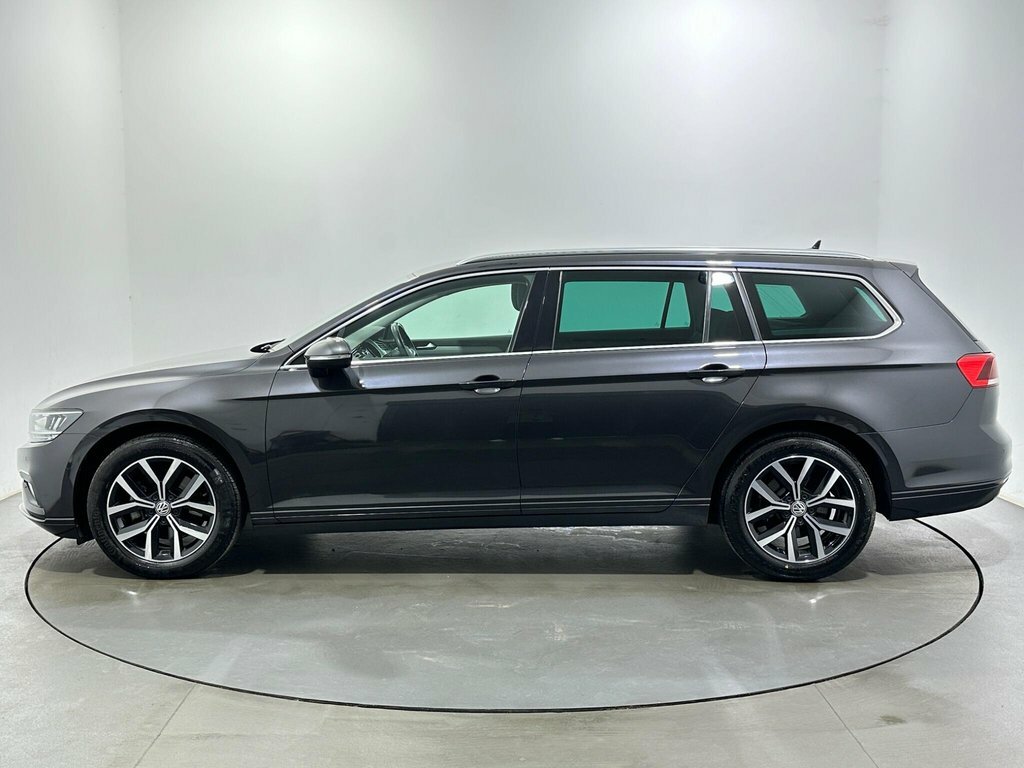 Volkswagen Passat 2L Sel Grey #4