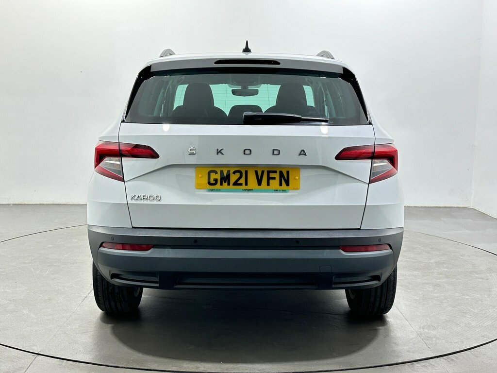 Skoda Karoq 1.5L Se GM21VFN White #6
