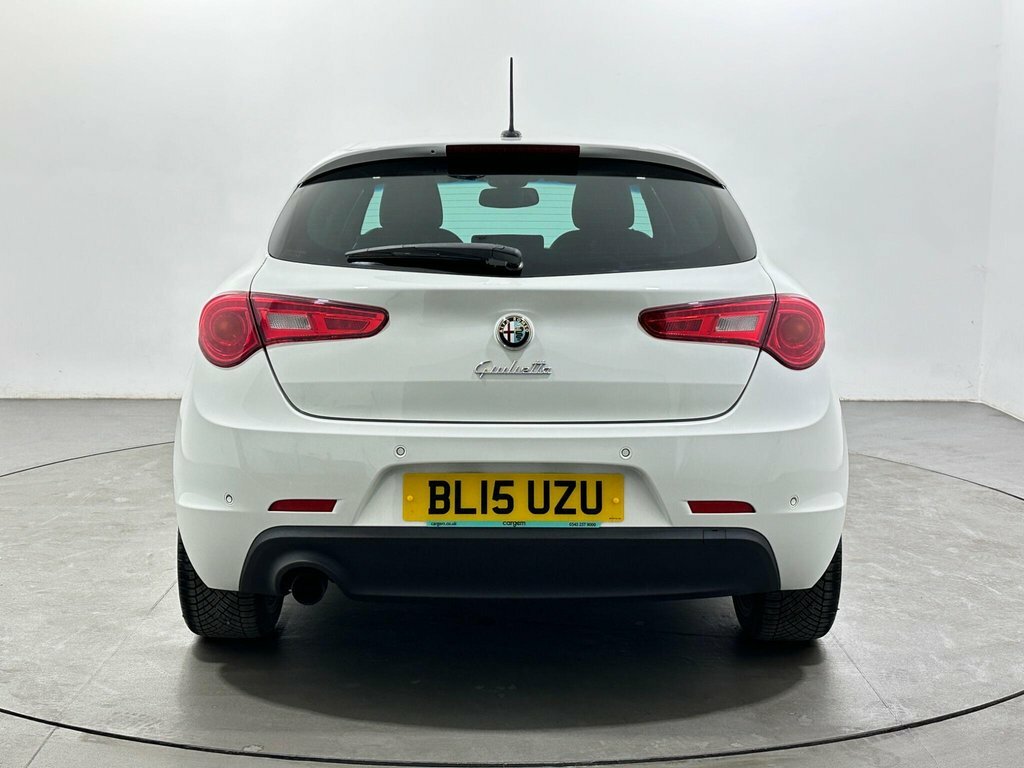 Alfa Romeo Giulietta 1.4L Qv Line White #6