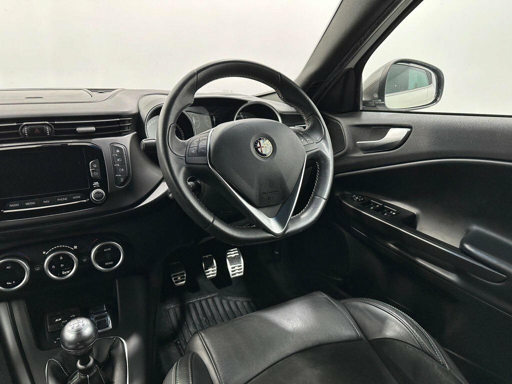 Alfa Romeo Giulietta Giulietta Qv Line Jtdm-2 Red #10