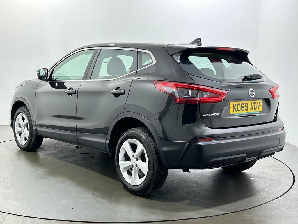 Nissan Qashqai 1.3L Acenta Premium KO69ADV Black #5