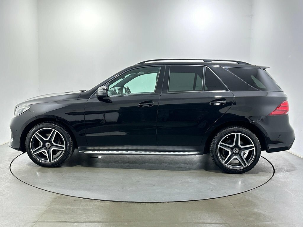 Mercedes-Benz GLE Class 2.1L Amg Night Edition Black #4