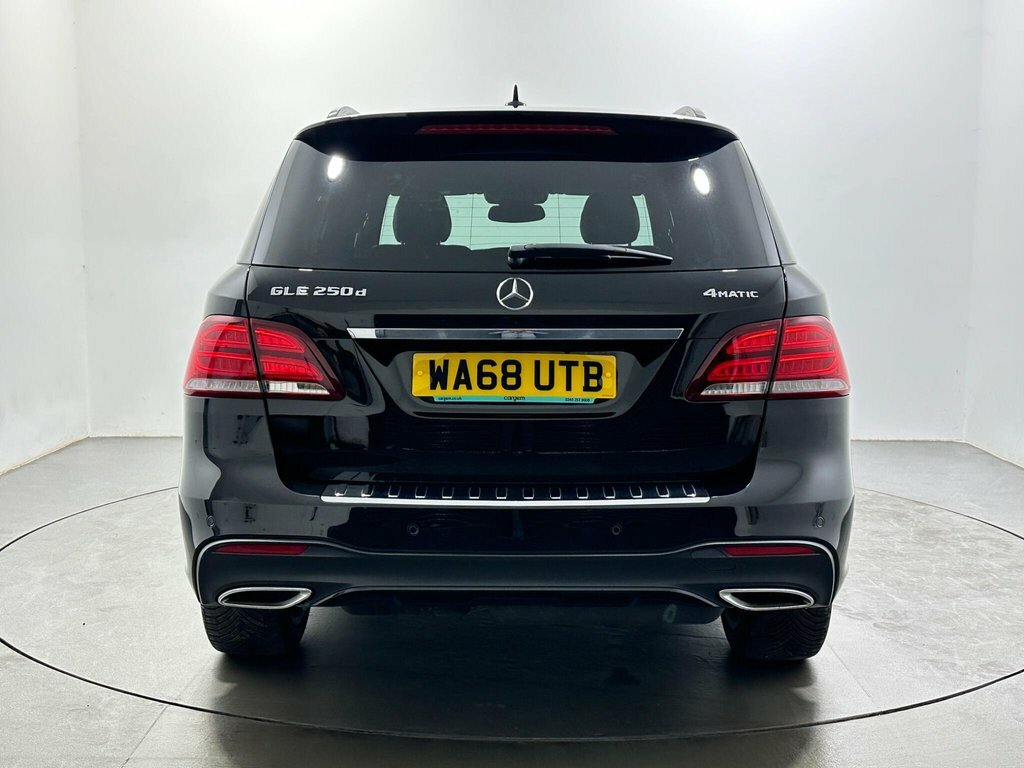 Mercedes-Benz GLE Class 2.1L Amg Night Edition Black #6