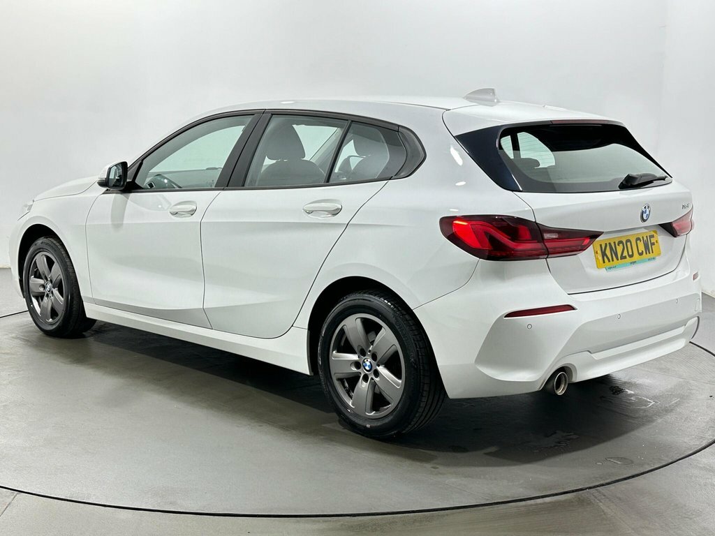 BMW 1 Series 1.5L Se KN20CWF White #5
