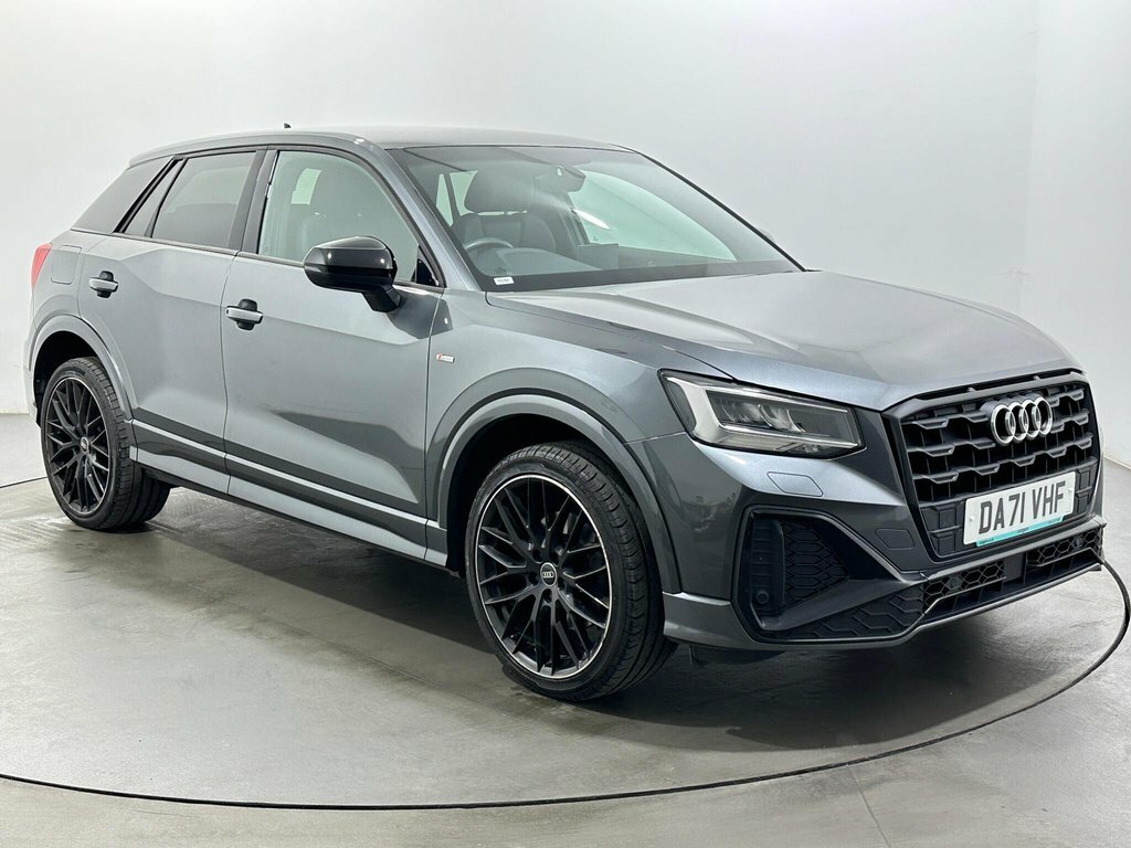 Audi Q2 1L Black Edition Grey