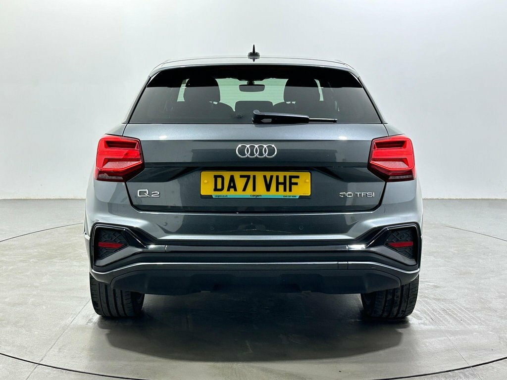 Audi Q2 1L Black Edition DA71VHF Grey #6