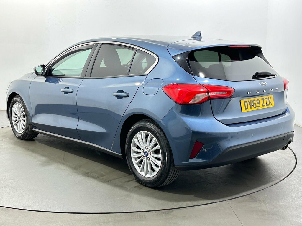 Ford Focus 1L Titanium Blue #5