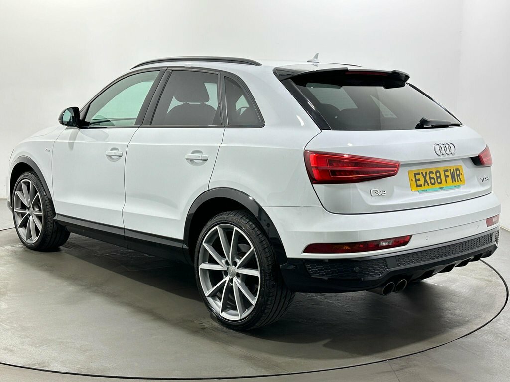 Audi Q3 1.4L Black Edition EX68FWR White #5