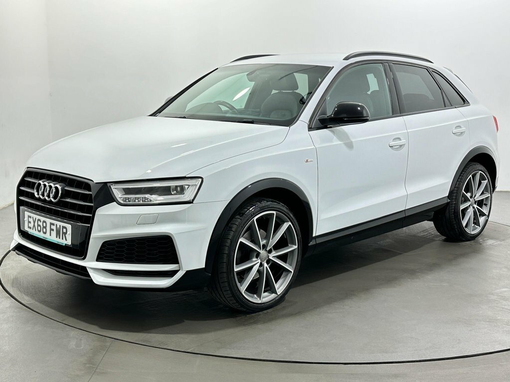 Audi Q3 1.4L Black Edition EX68FWR White #3