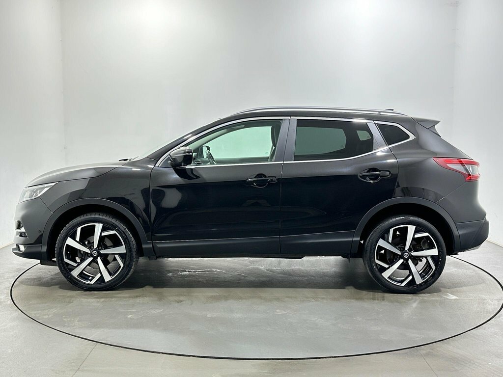 Nissan Qashqai 1.3L Tekna CV69EYL Black #4