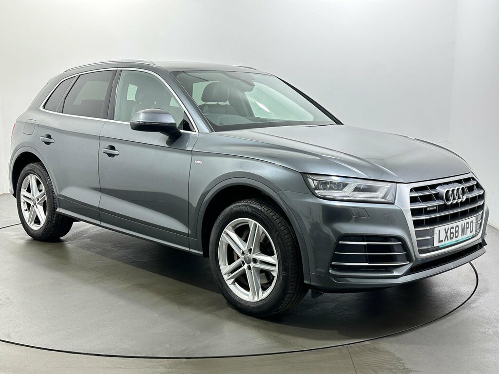 Audi Q5 2L S Line Grey