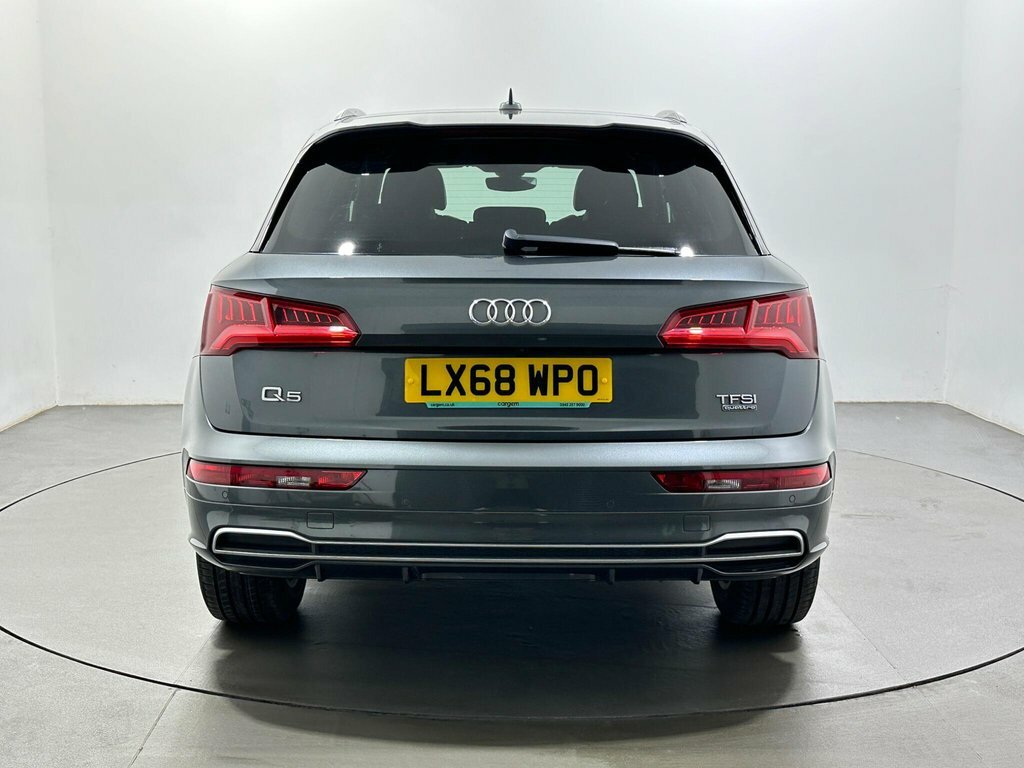 Audi Q5 2L S Line LX68WPO Grey #6