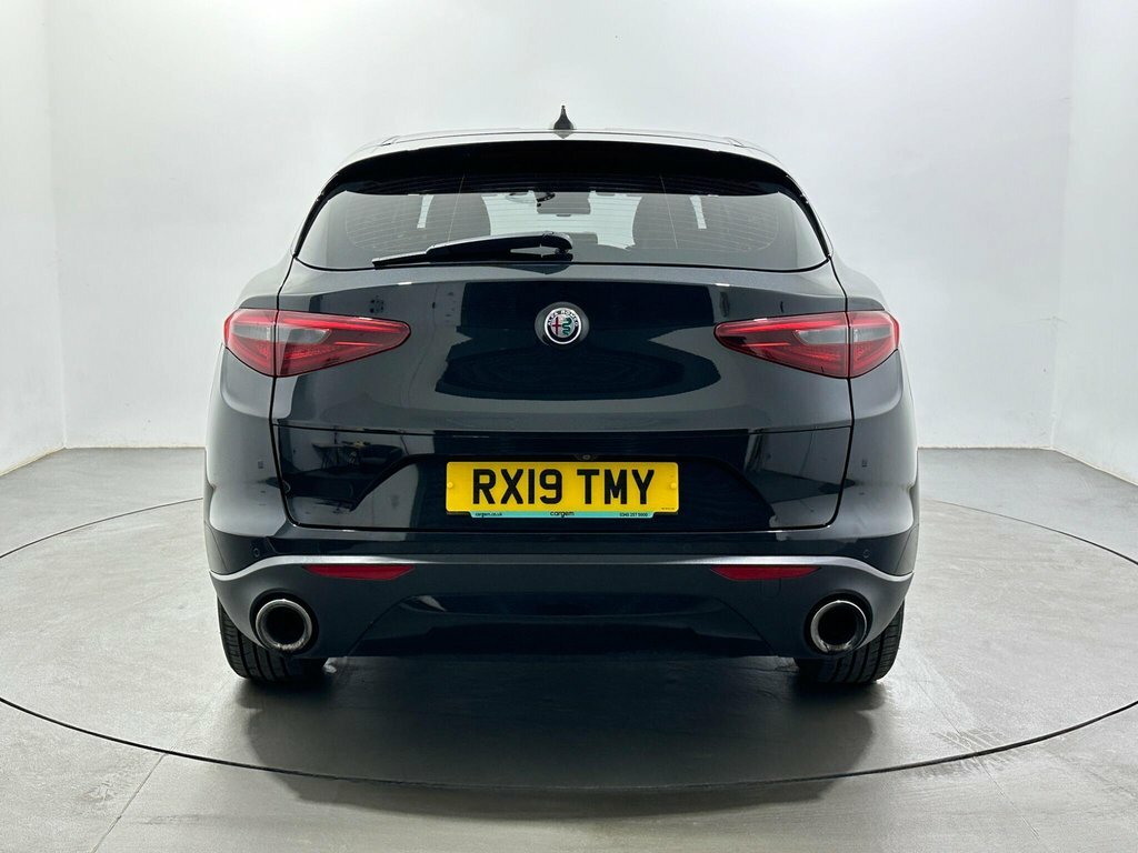 Alfa Romeo Stelvio 2L Speciale Black #6